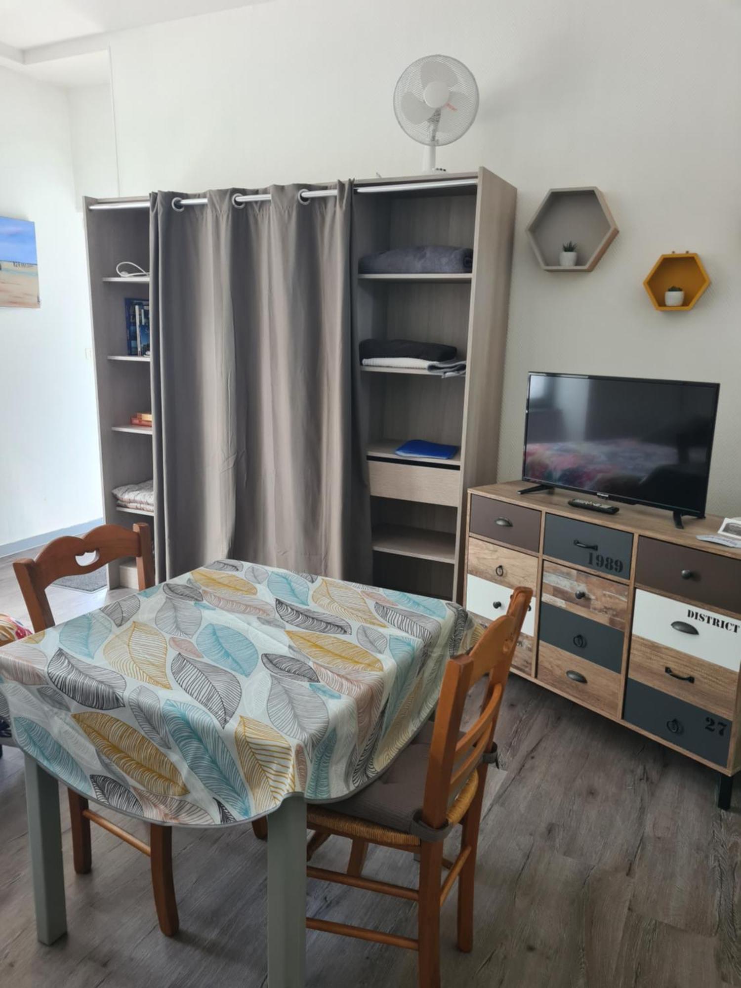 Chanoine Boursier Dol-de-Bretagne Kamer foto